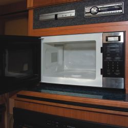Microwave Wirraway 7543