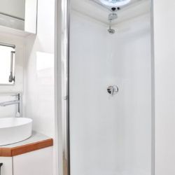 280SL-WHITE-bathrm-shower-narrow-web