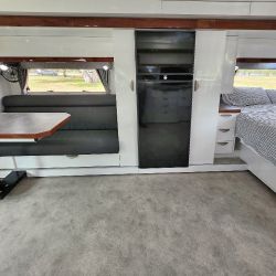 2802SL-inside-DINE-FRIDGE-BED-WEB