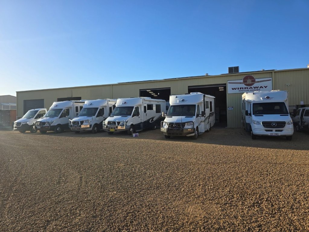 Photo of many motorhomes in front of the Wirraway factory