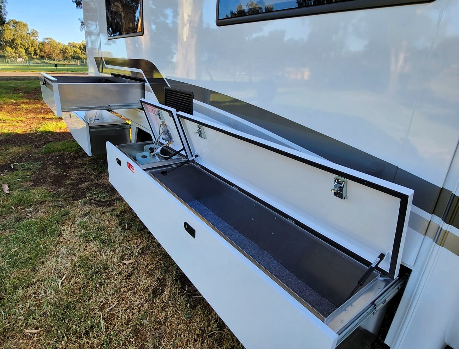 260SL Storage 1
